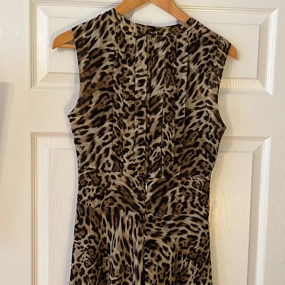L’ AGENCE Animal print midi Dress 👗 with lining. - Picture 7 of 13